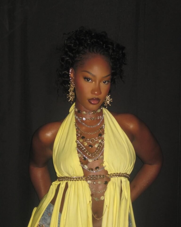 "Tems Dazzles in Yellow & Gold at 7Fest: Photos You Can't Miss!"